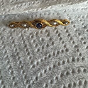Brooch, purple & pearl, LIKE NEW